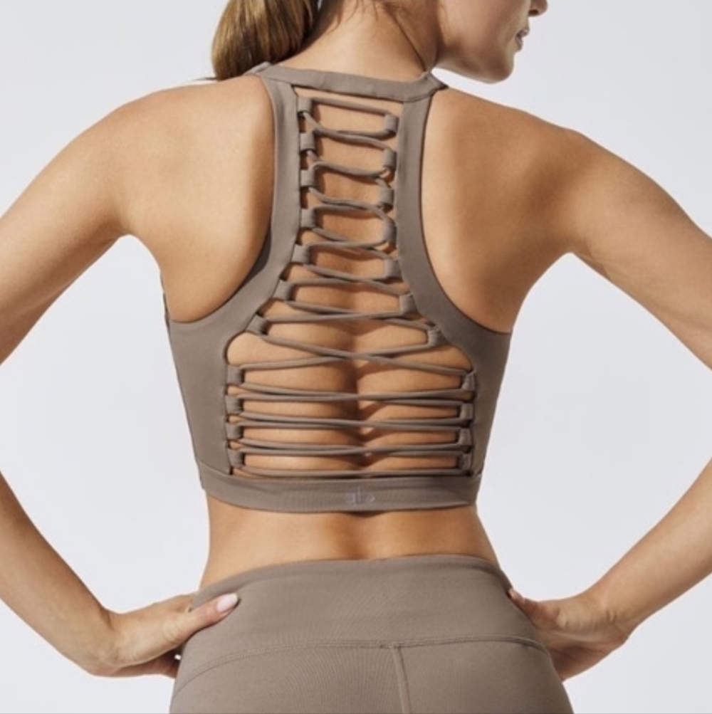 Alo Yoga Movement Soirts Bra Crop Tank Top Corset Lace Up Back Gravel Beige Sm